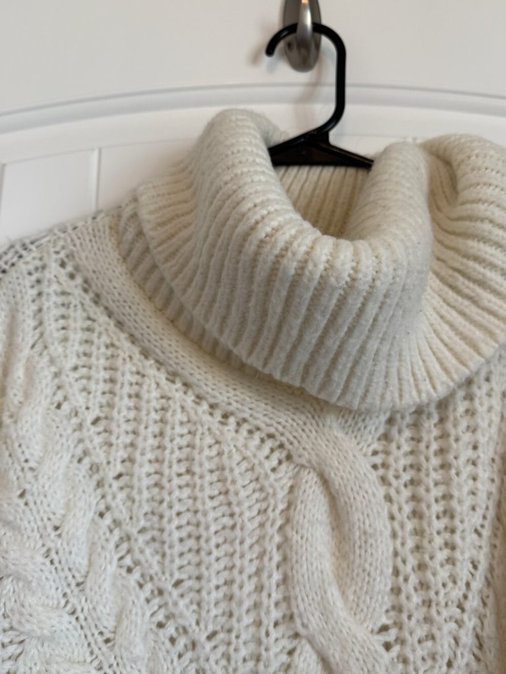 Soft cream sweater with a warm cowl neck and nice cable knit patterns. - Picture 3 of 7